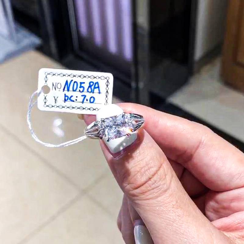 Light Luxury Princess Fang Women's Ring S925 Silver Plated Platinum Women's Ring Customized Main Stone Moissanite Diamond 2.0ct/Secondary Stone High Carbon Diamond
